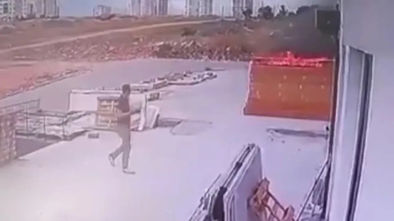 Şanlıurfa'da 33 milyon liralık yangının ilk anı! Kamera görüntüleri ortaya çıktı