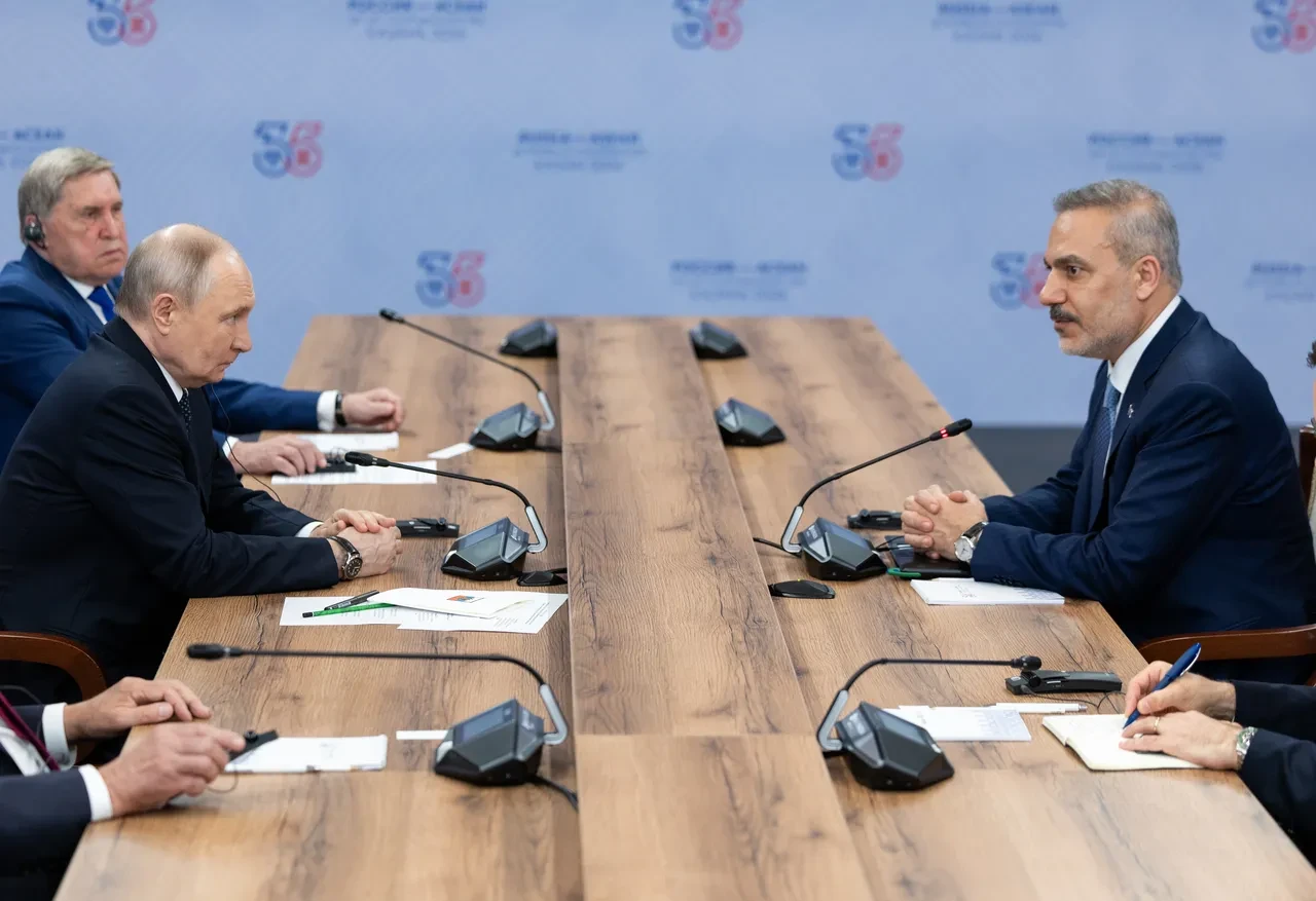 Bakan Fidan'dan dikkat çeken NATO yorumu: "Türkiye tek başına kutup"