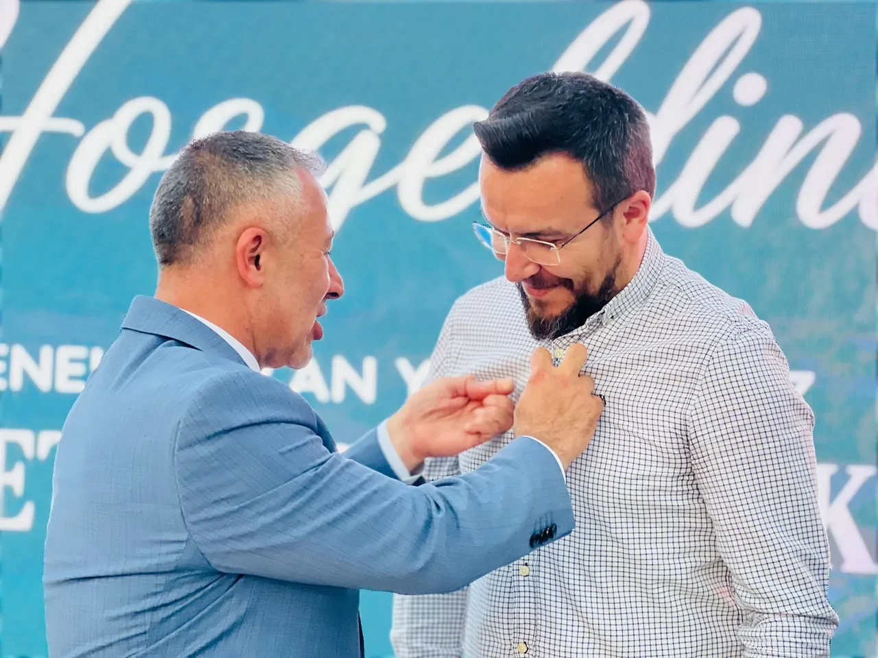 CHP'li vekilin yeğeni ve eski danışmanı AK Parti'ye geçti