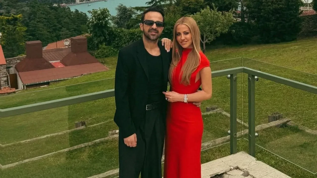 Derya Uluğ ve Asil Gök nişanlandı! 10 yıllık aşkta mutlu son