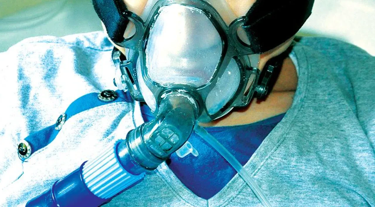 Ebola tehlikesi geri döndü: Bu belirtileri taşıyanlar dikkat!