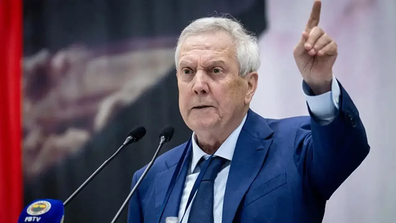 Fenerbahçe'nin yeni teknik direktörü belli oluyor! Saat verildi