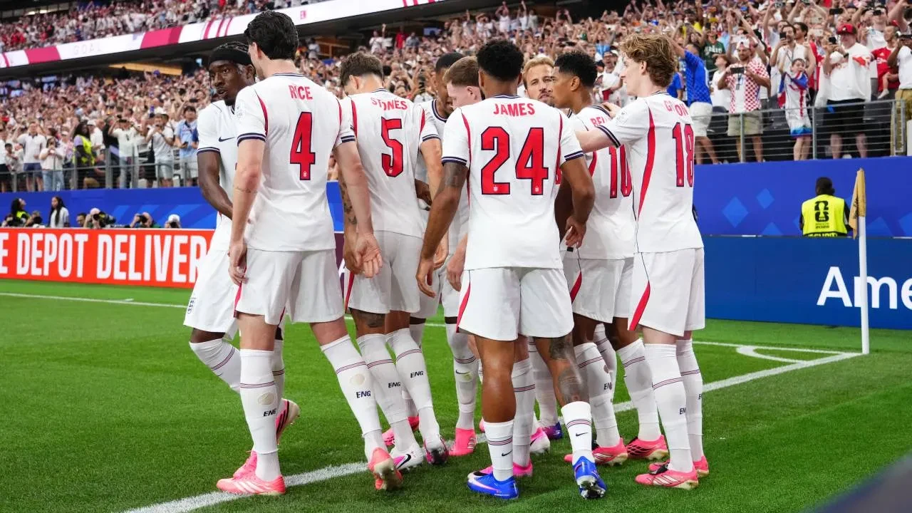İngiltere 4 golle kazandı! Hırvatistan'ı 6 gollü maçta mağlup ettiler