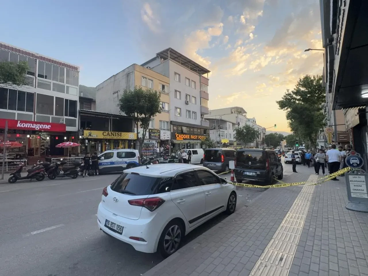 Klavyedeki husumet sokağa taşındı: 22 yaşındaki genç kurtarılamadı