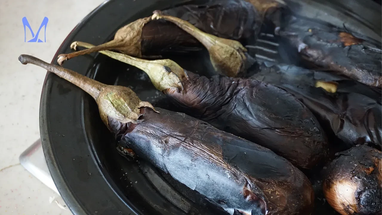 Köz patlıcan için ateş yakamayanlardan mısınız? İşte deneyimlediğim, ocağı batırmadan airfryer ile közleme yolları