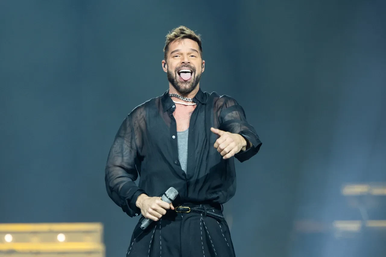 Ricky Martin'den şaşırtan İstanbul talepleri! Oksijen kapsülü yetmedi Anadolu çamur ritüeli istedi