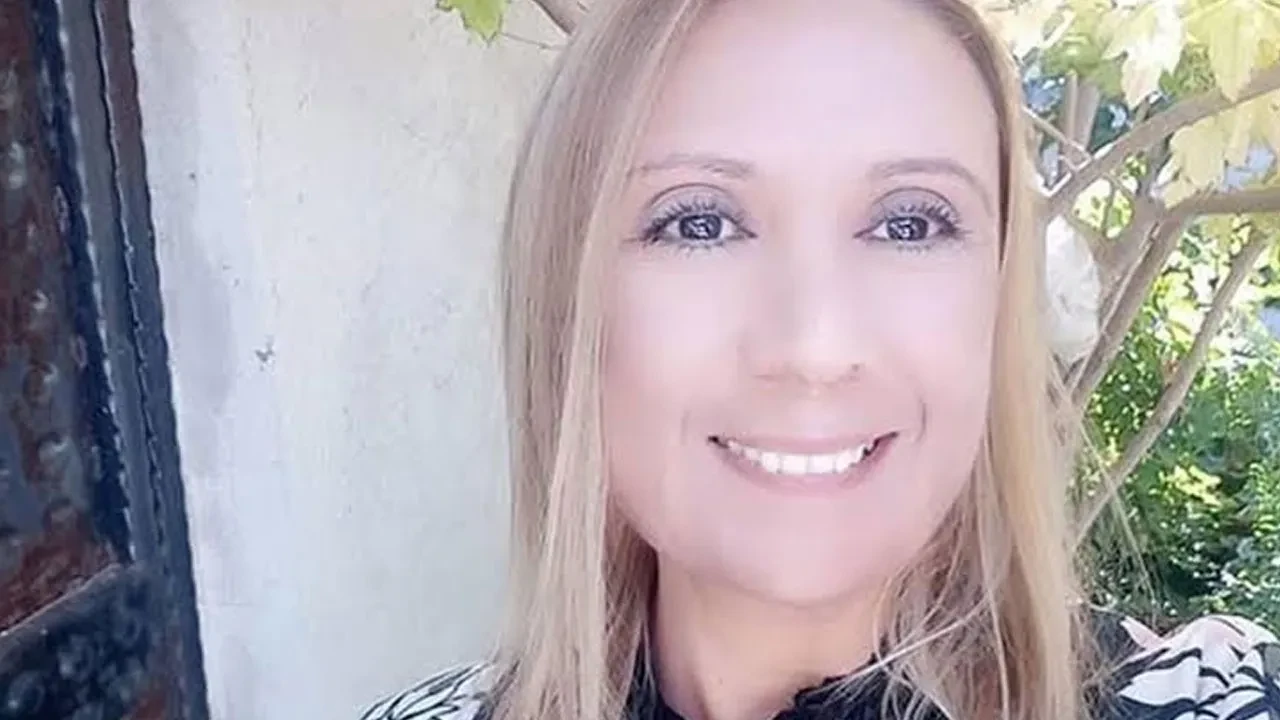 AK Parti teşkilatı acı haberle sarsıldı: Çardak İlçe Kadın Kolları Başkanı Belgin Tekeli hayatını kaybetti