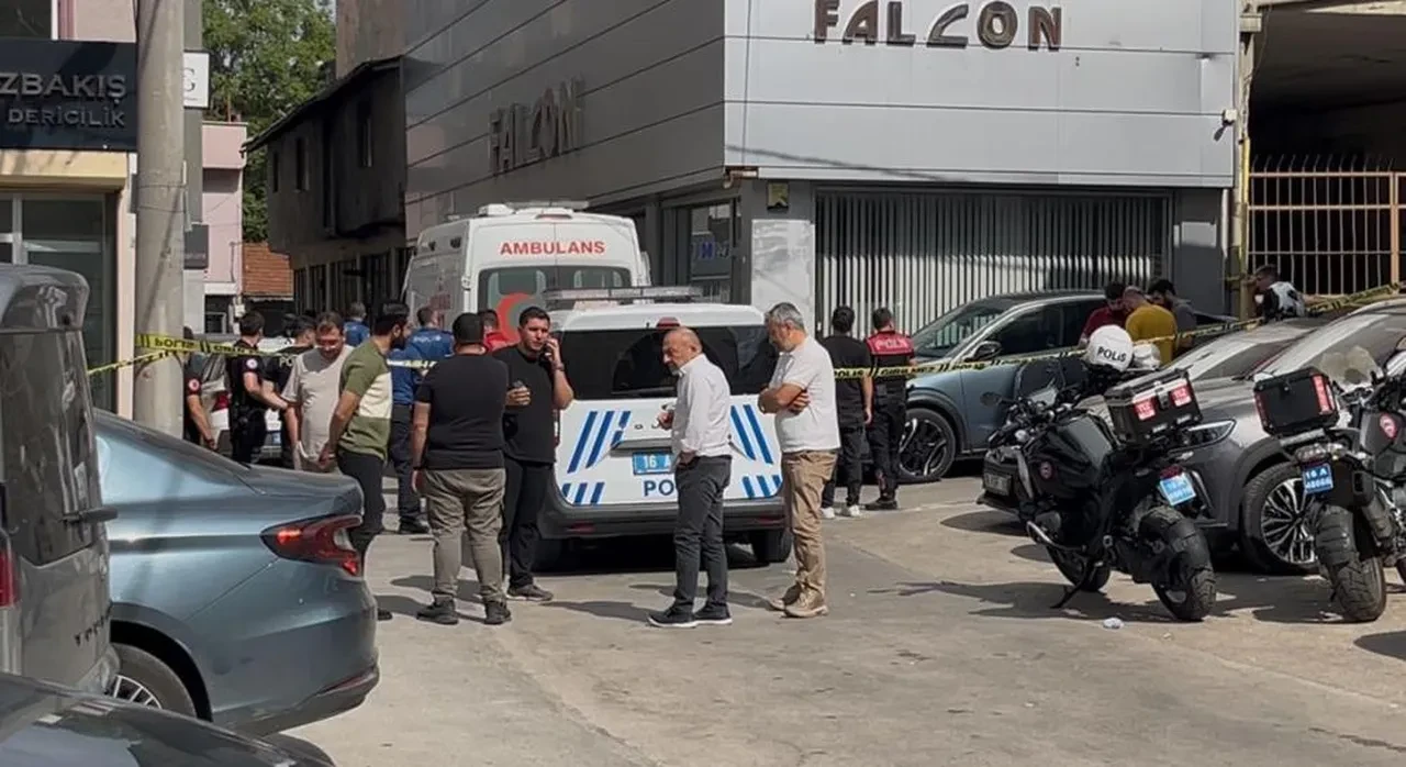 Bursa'da 20 milyonluk anlaşmazlıkta oto galerici adam, kadın ortağını vurup canına kıydı