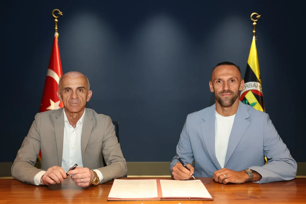 Fenerbahçe, Vedat Muriqi transferini resmen açıkladı! Sözleşme detayları belli oldu