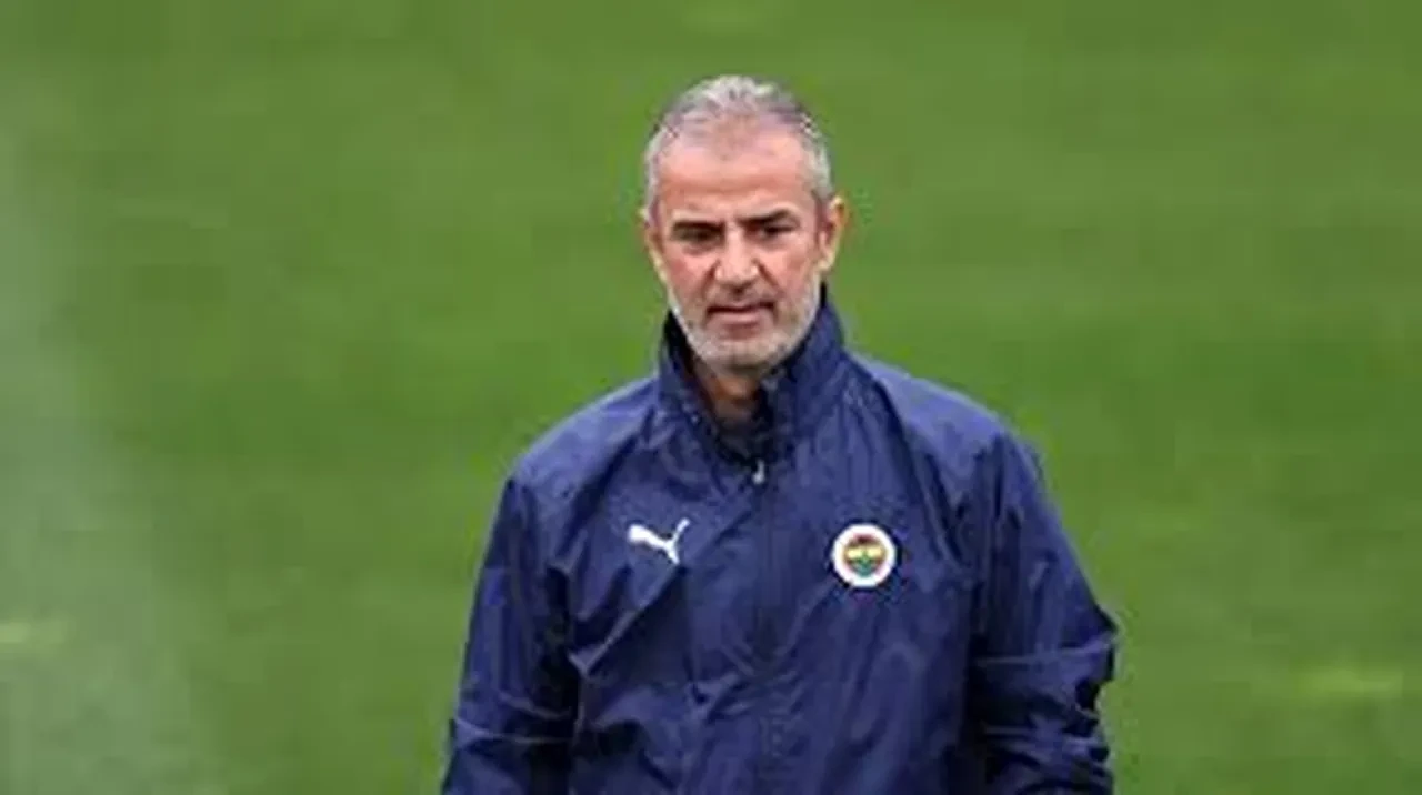İsmail Kartal'ın yardımcısı olacaktı! Dirk Kuyt için çarpıcı iddia: 'Fenerbahçe özür diledi'
