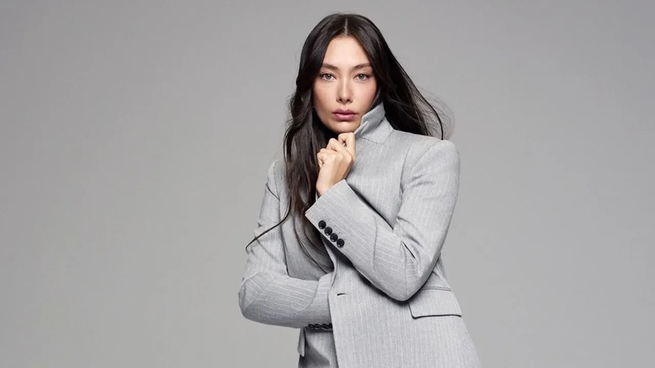 Neslihan Atagül'den Burak Özçivit çıkışı! Kara Sevda dizisiyle rekor kırmışlardı