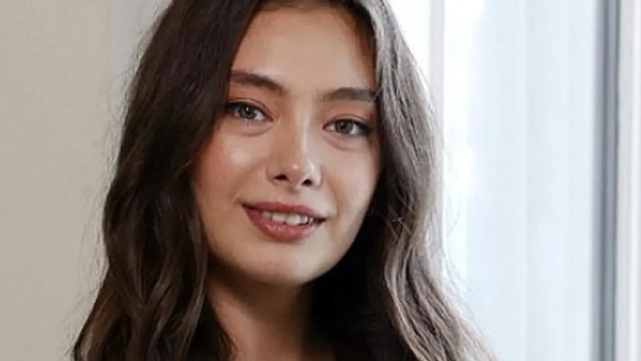 Neslihan Atagül'ün yeni projesi belli oldu! 3 yıl sonra tekrar ekrana dönüyor