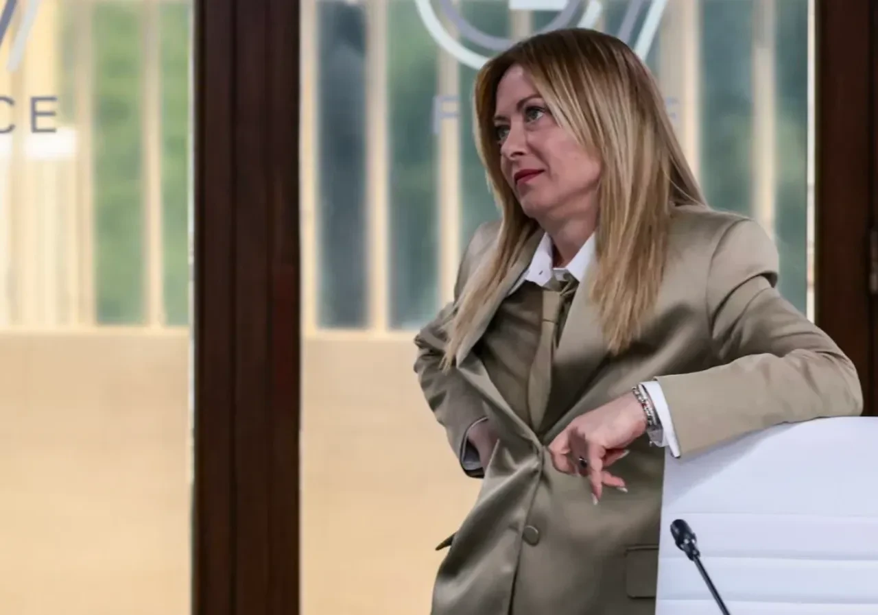 Roma-Washington hattında fotoğraf krizi: Meloni’den Trump’a sert 'yalvarma' resti