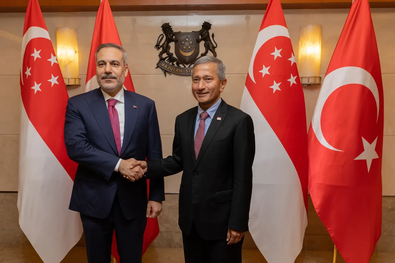 Bakan Fidan'dan Singapur'a kritik ziyaret