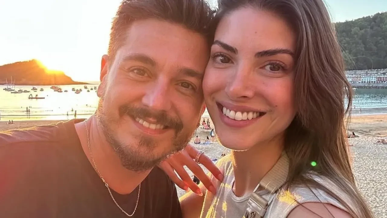 Deniz Baysal ve Barış Yurtçu'nun boşanma kararında ısrarlı olduğu iddia ediliyor! Taşacak Bu Deniz setine de yansıdı