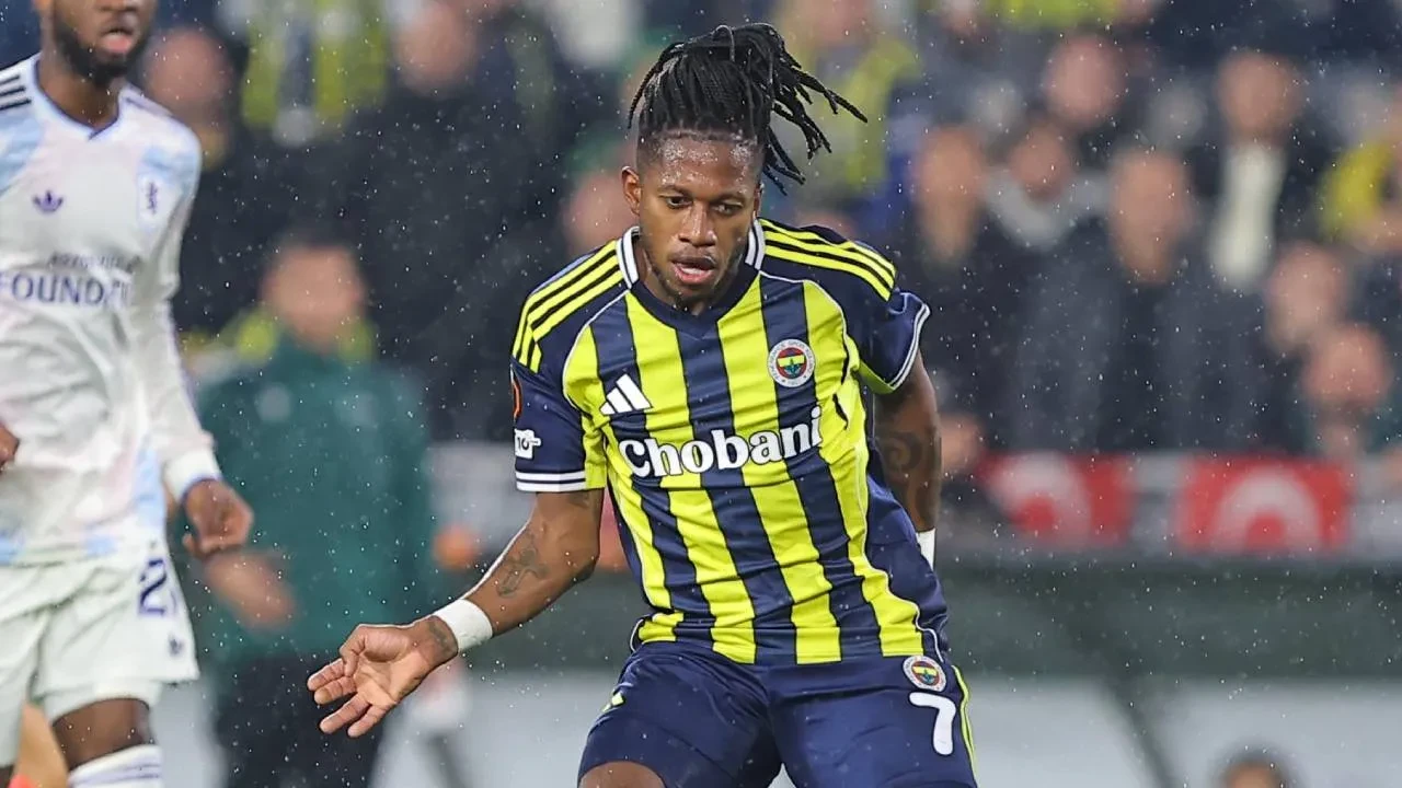 Fenerbahçe'de yıldız isimden ayrılık talebi! Yeni kulübüyle prensip anlaşmasına vardı