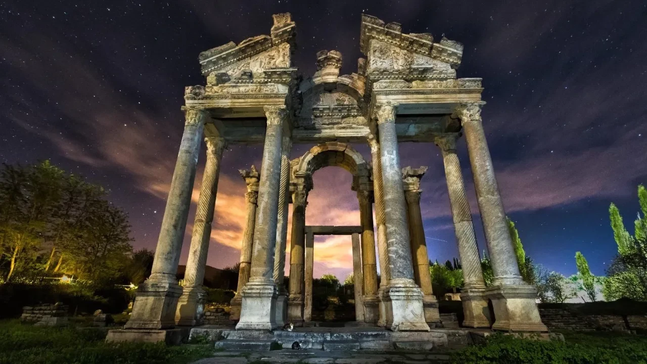 Gece ziyaretine açılan müze ve ören yerleri açıklandı! 20 lokasyon listeye girdi