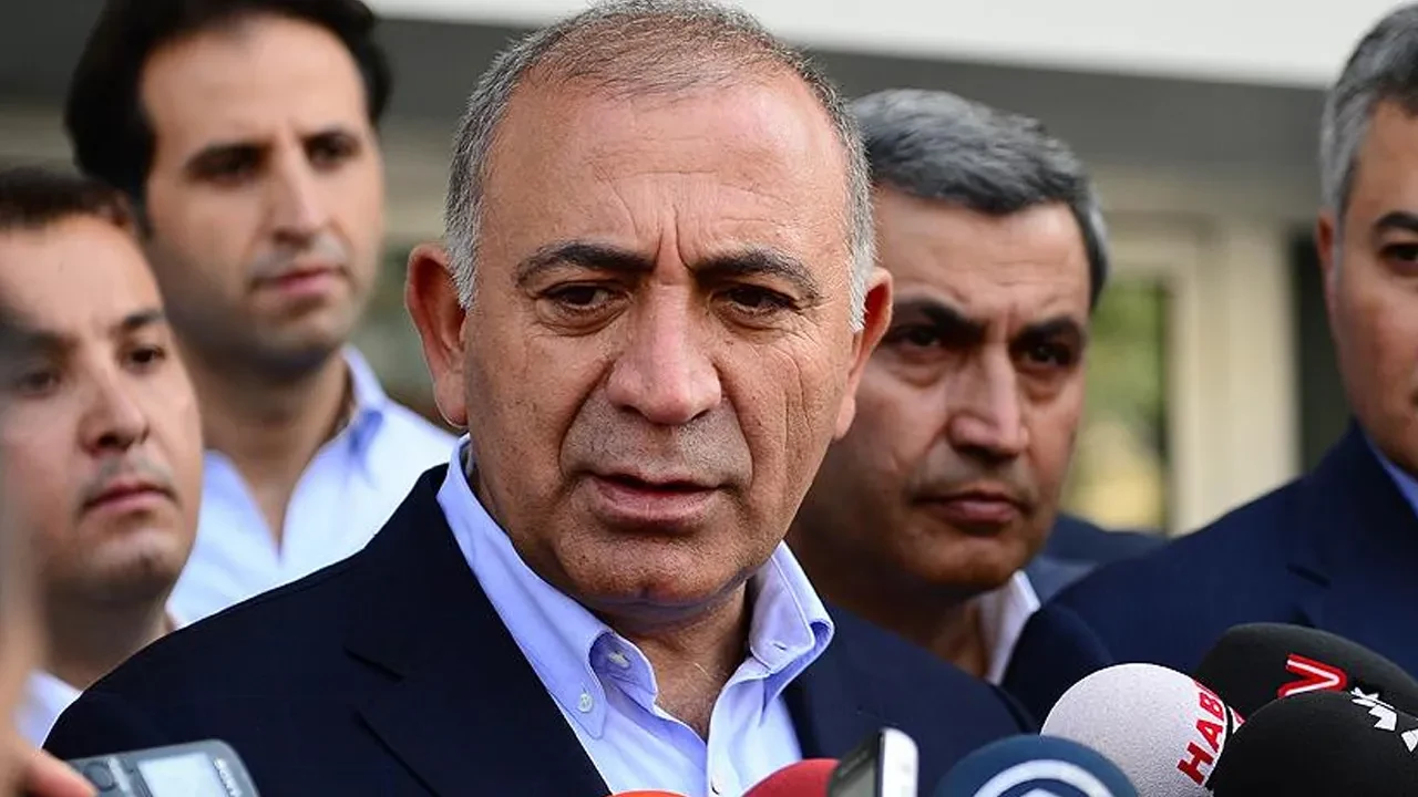 Gürsel Tekin'den kurultay çağrılarına sayılarla cevap: 'Delegelerin meşruiyeti şaibeli'