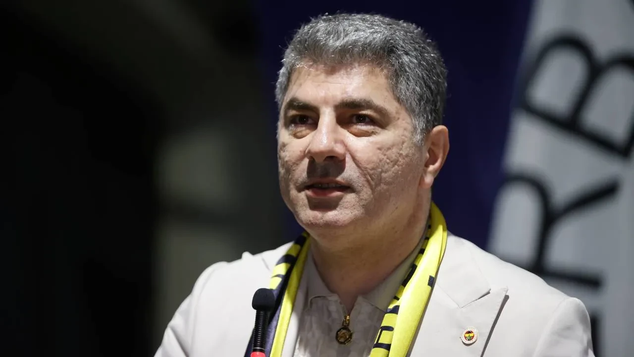 Hakan Safi'den transferlerle ilgili taraftarları heyecanlandıran açıklama! "Yarın açıklamaya başlayacağız"