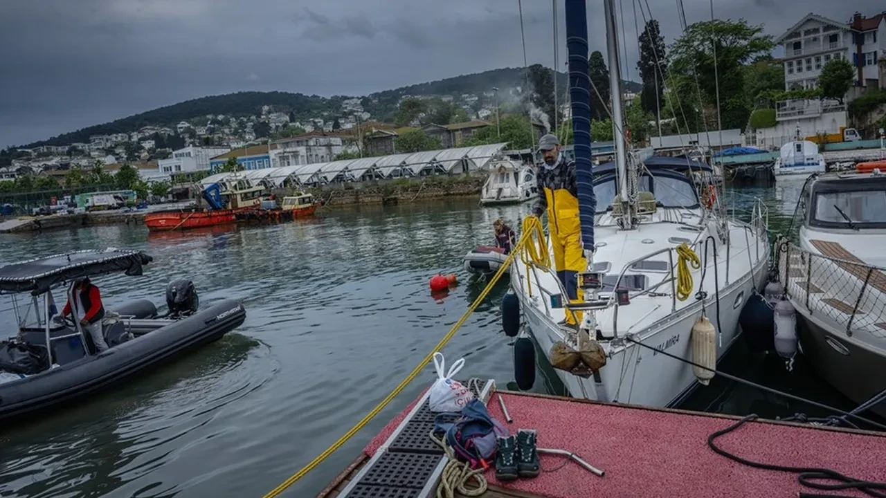 Marmara Denizi'nin dibinden 12 saatte çıkarıldı! Boyu Çamlıca Kulesi kadar: Büyük tehlike bertaraf edildi