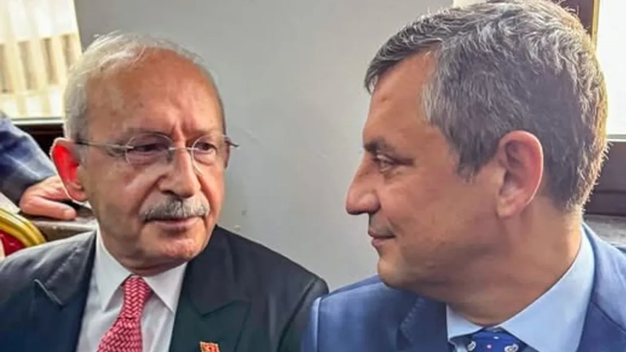 Özgür Özel delegelerden imza toplamaya başladı! Yeni kurultay da yargıya gidebilir