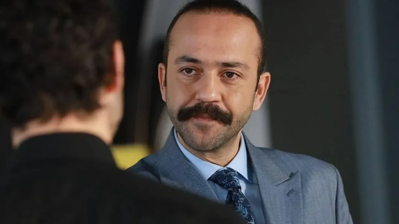 Sarp Akkaya'dan samimi açıklama! Çocuğunu devlet okuluna gönderecek