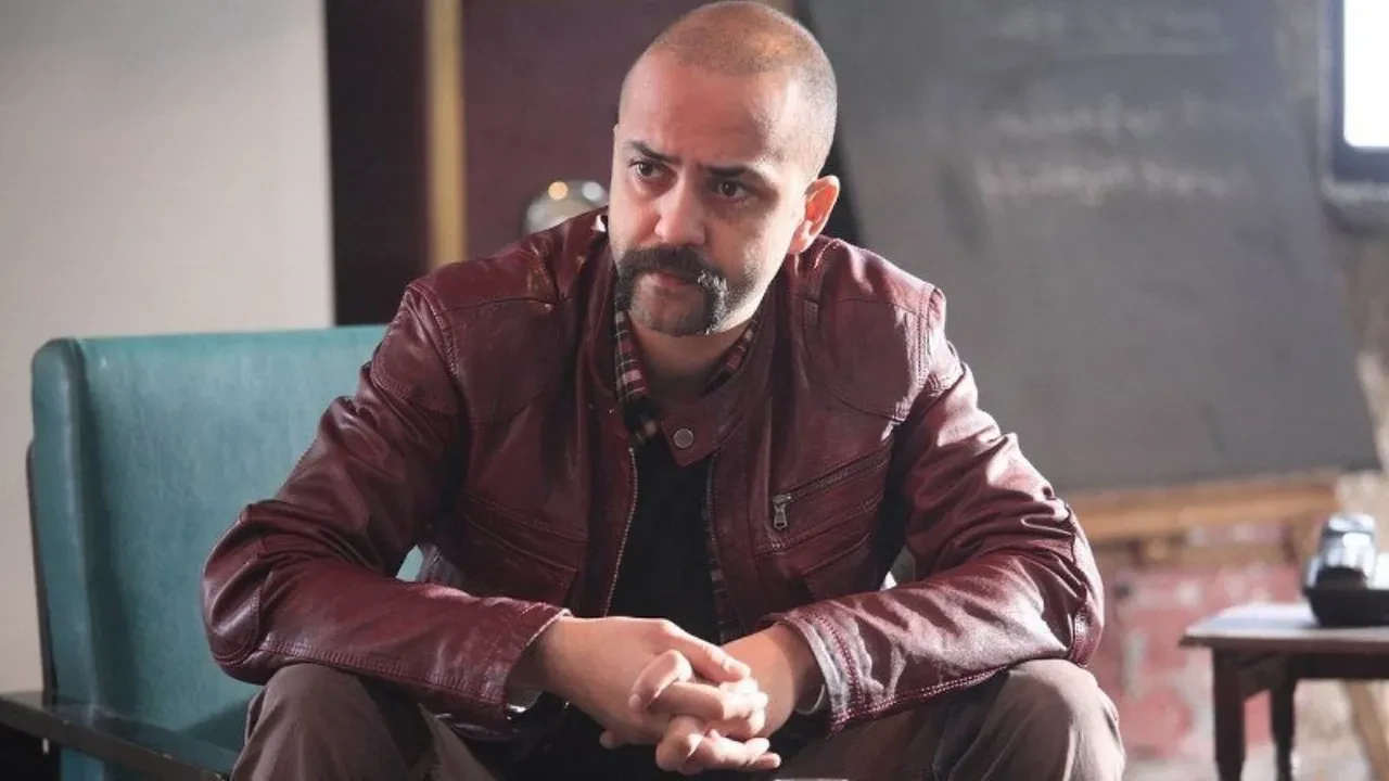 Sarp Akkaya'dan samimi açıklama! Çocuğunu devlet okuluna gönderecek