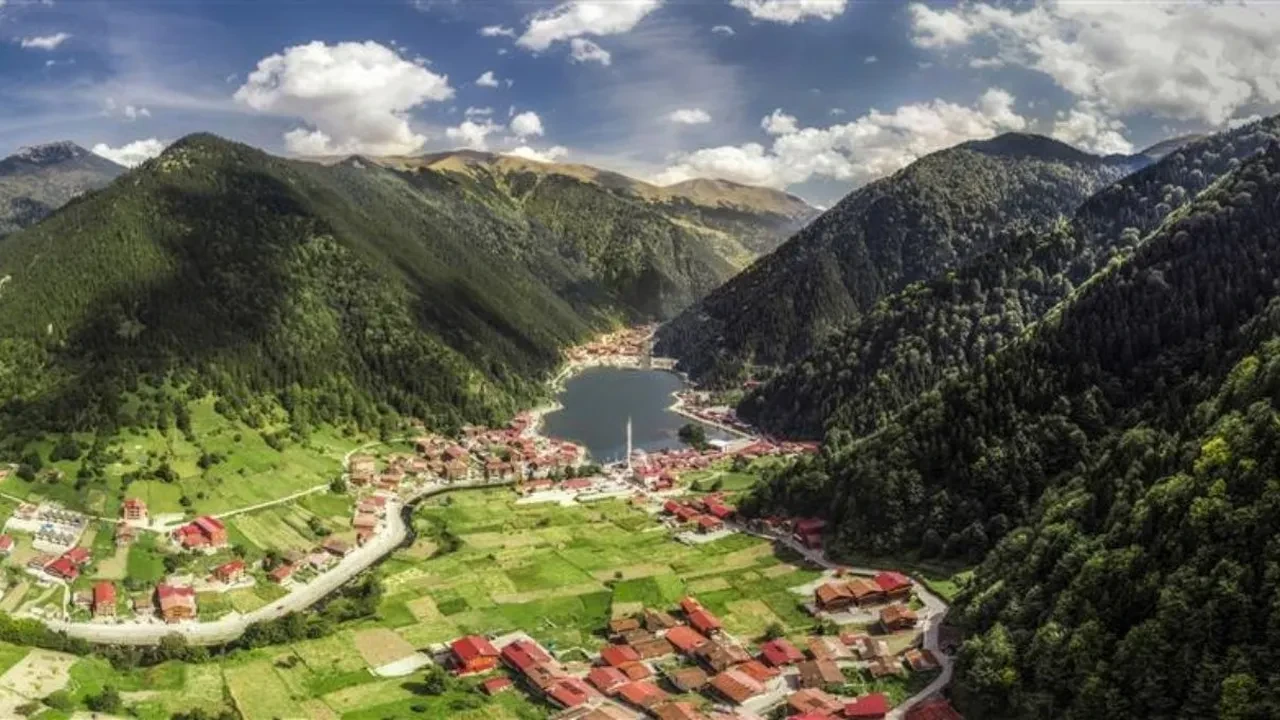 Sevdam Karadeniz dizi konusu nedir? Sevdam Karadeniz oyuncuları kim?
