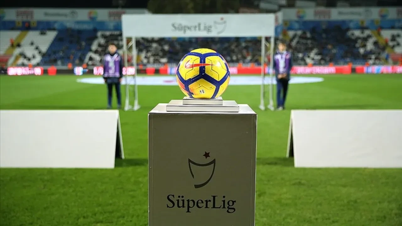 Süper Lig’de en çok değer kaybeden ve kazanan futbolcular belli oldu! Milyon euroluk değişim dikkat çekti