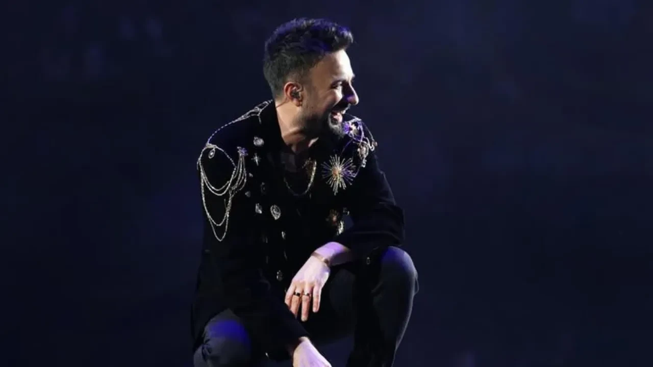 Tarkan’ın Ankara konseri rekor kırdı! 200 bini aşan kuyruk oluştu