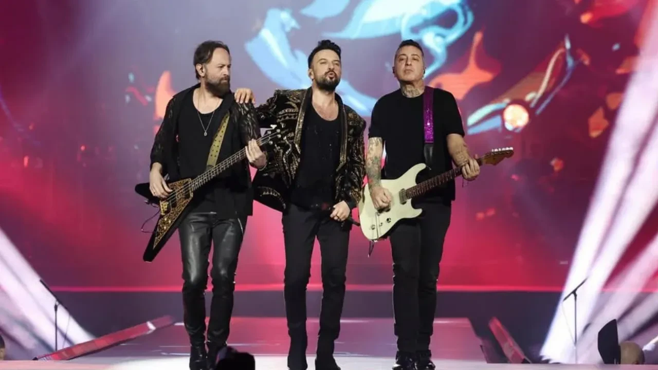 Tarkan’ın Ankara konseri rekor kırdı! 200 bini aşan kuyruk oluştu
