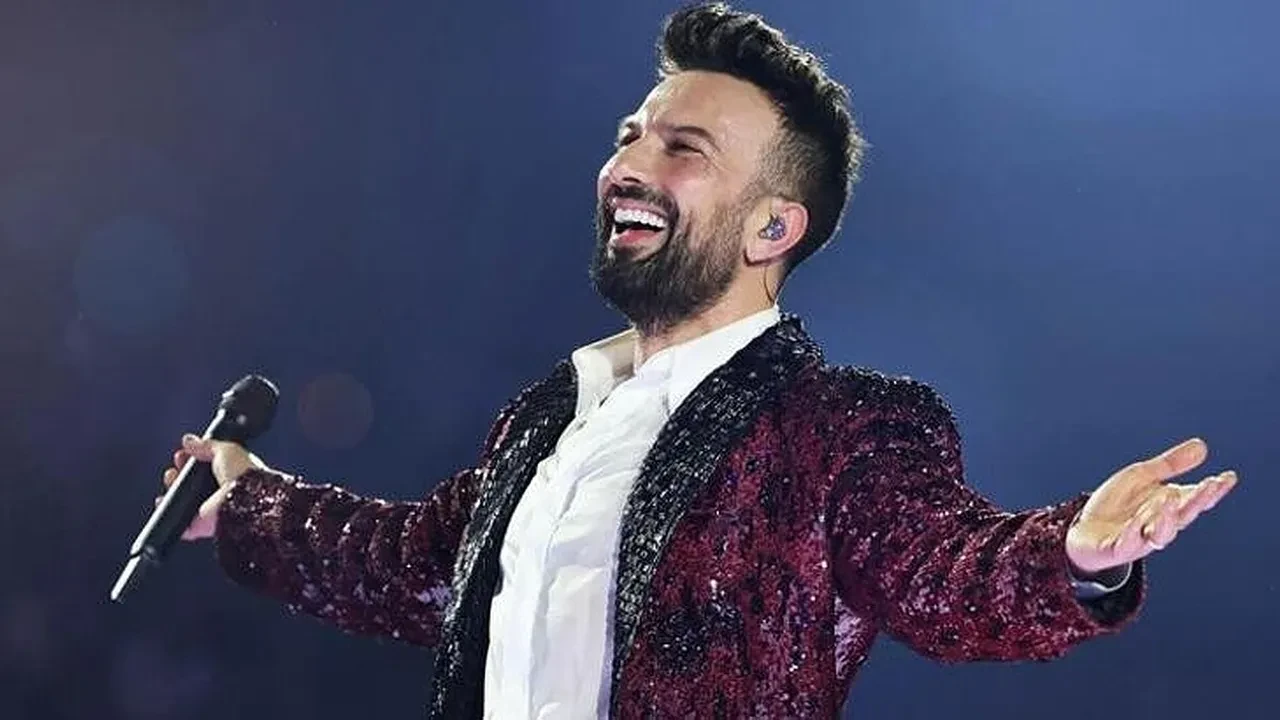 Tarkan’ın Ankara konseri rekor kırdı! 200 bini aşan kuyruk oluştu
