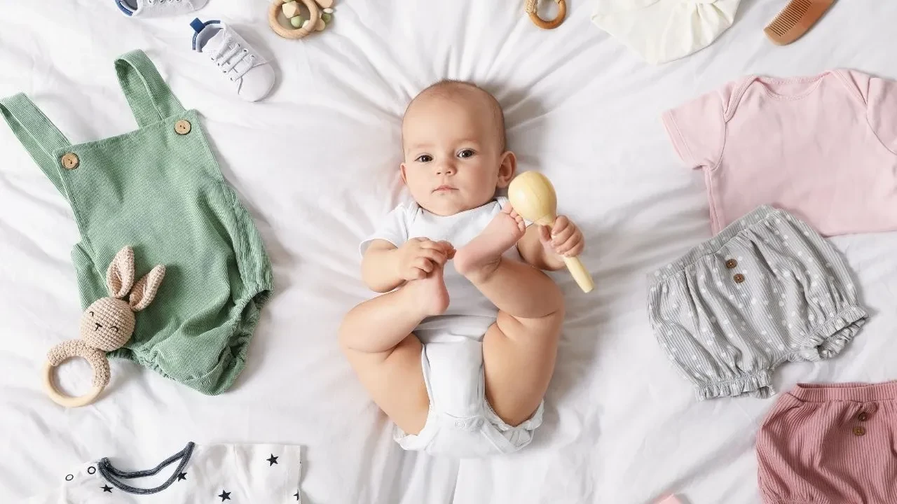 Yenidoğanlar için asla alınmaması gereken gereksiz 10 popüler ürün 2026!
