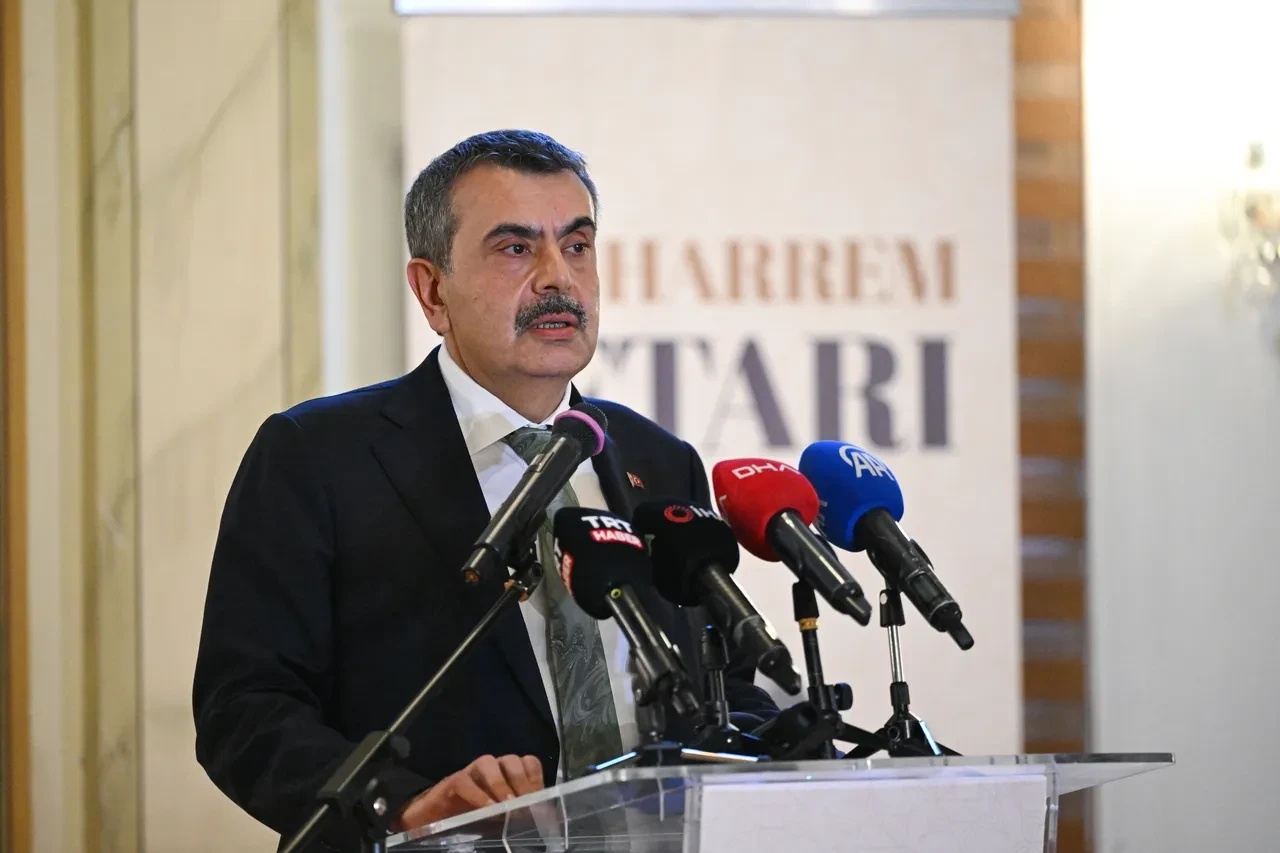 Bakan Tekin duyurdu: MEB'den Alevilik-Bektaşilik inancı için 12 eğitim modülü