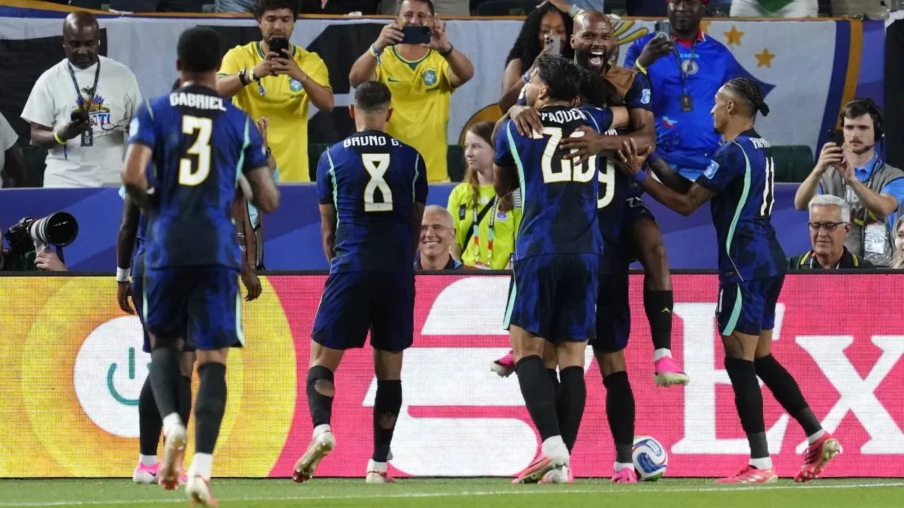 Brezilya 3 puanı 3 golle aldı! Haiti'yi mağlup ettiler