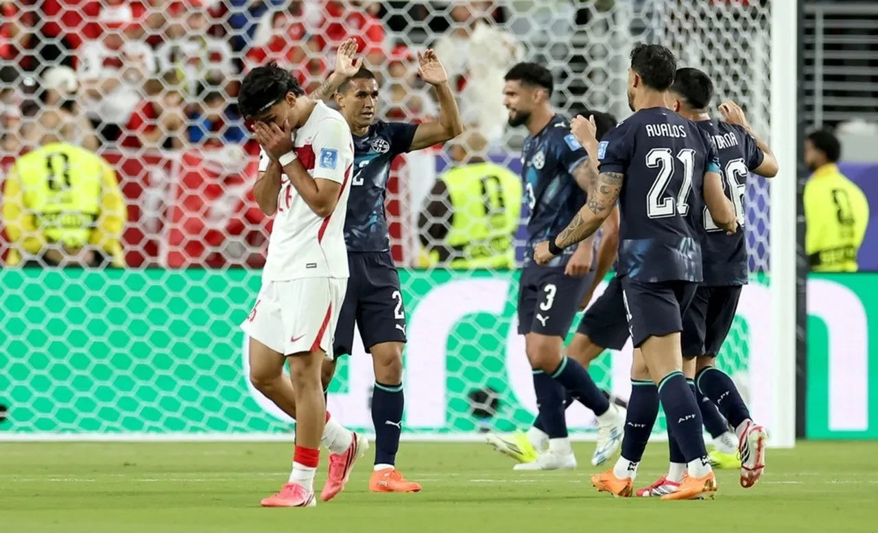 Dünya Kupası'na çok erken veda! Milli futbolcular gözyaşlarına boğuldu 