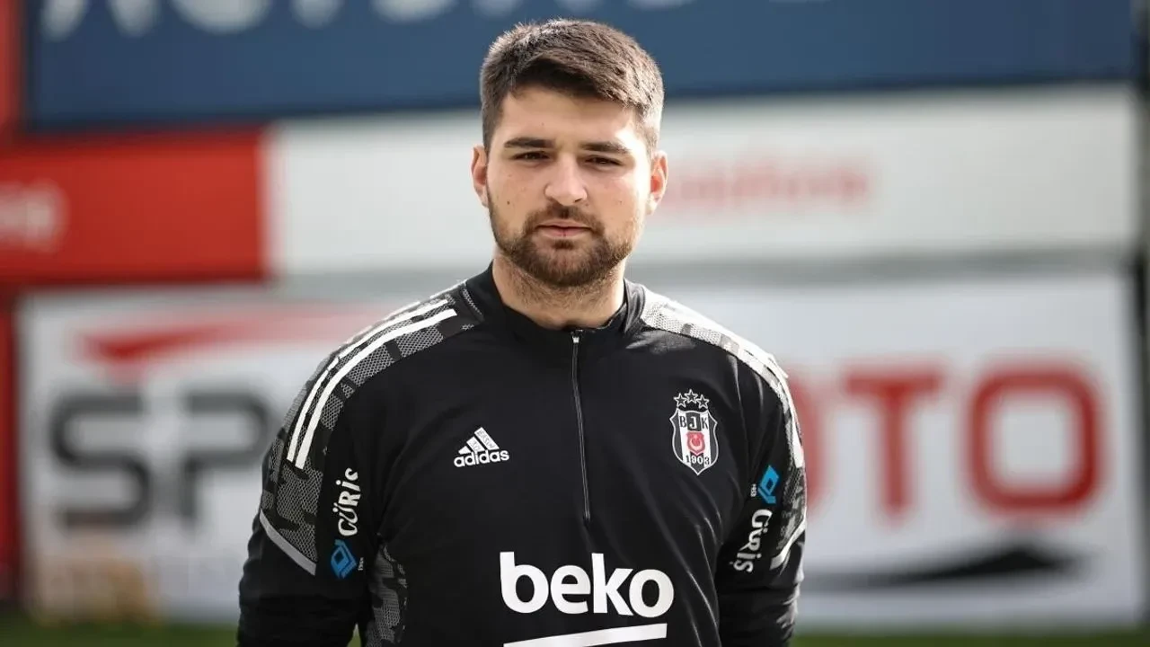 Ersin Destanoğlu kaç yaşında? Ersin Destanoğlu evli mi?