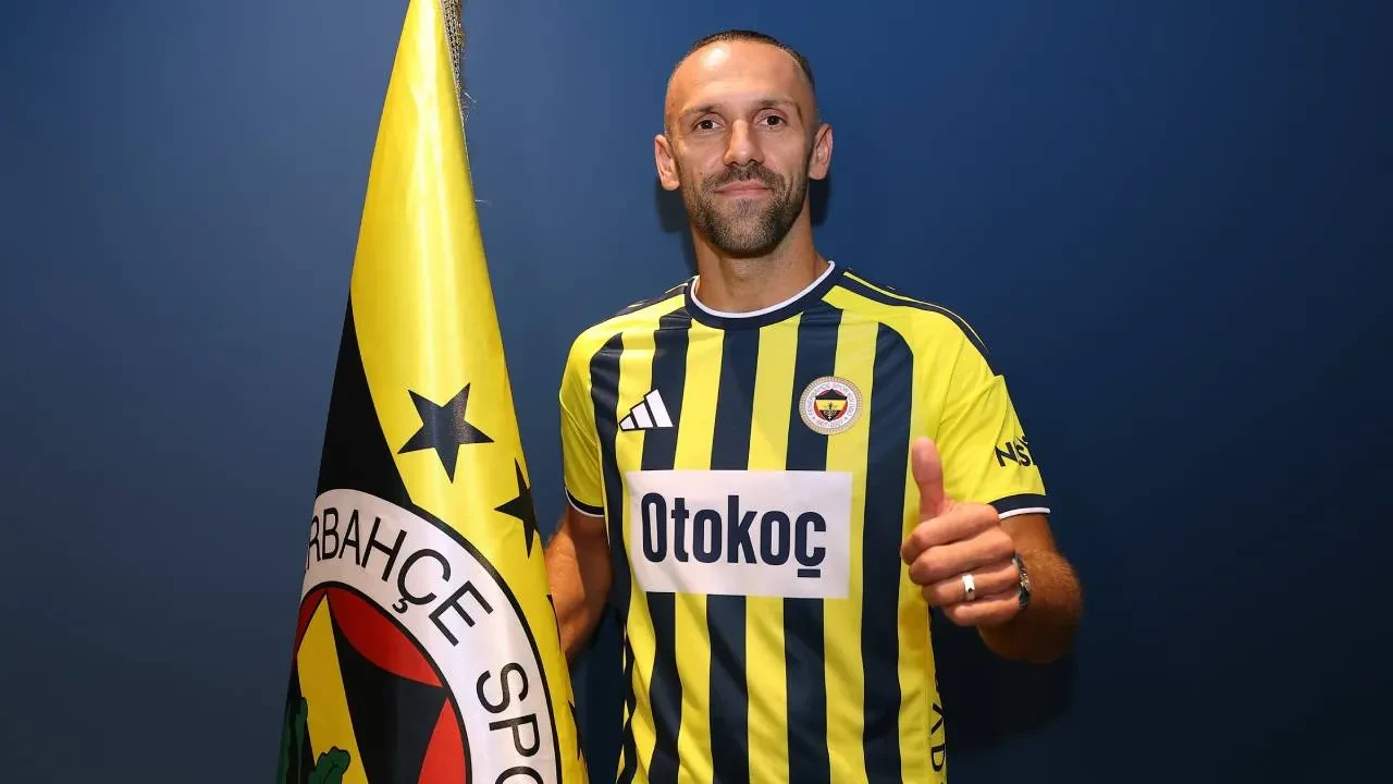 Fenerbahçe'ye Premier Lig'den yıldız golcü! İsmail Kartal transfere onay verdi