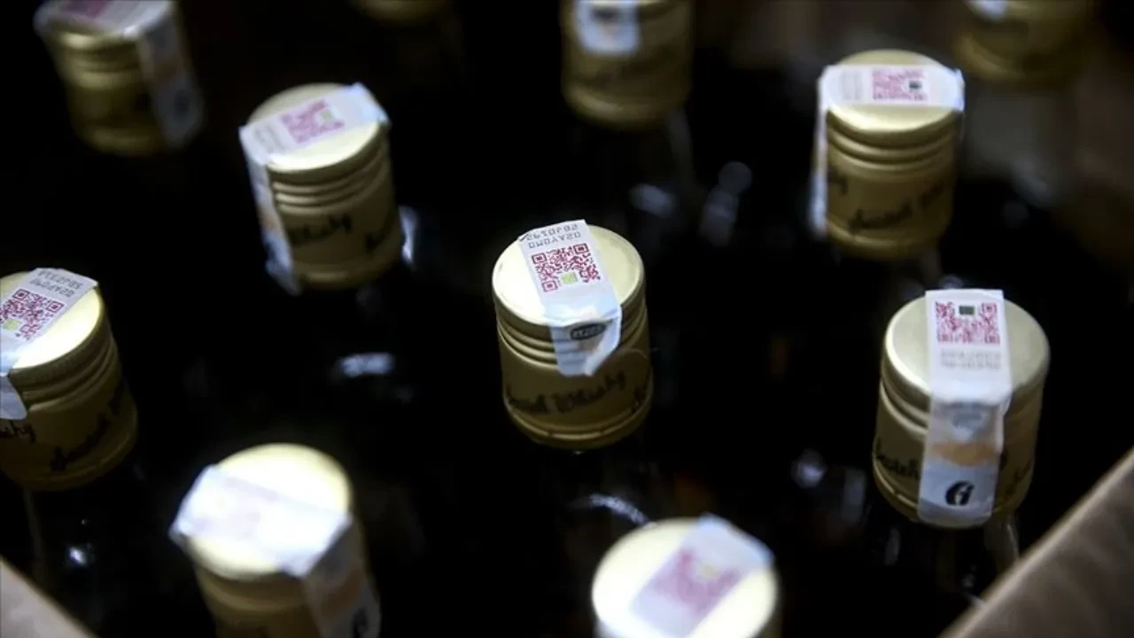 Fransa'da kavurucu sıcak alarmı! Alkol tüketimi yasaklandı