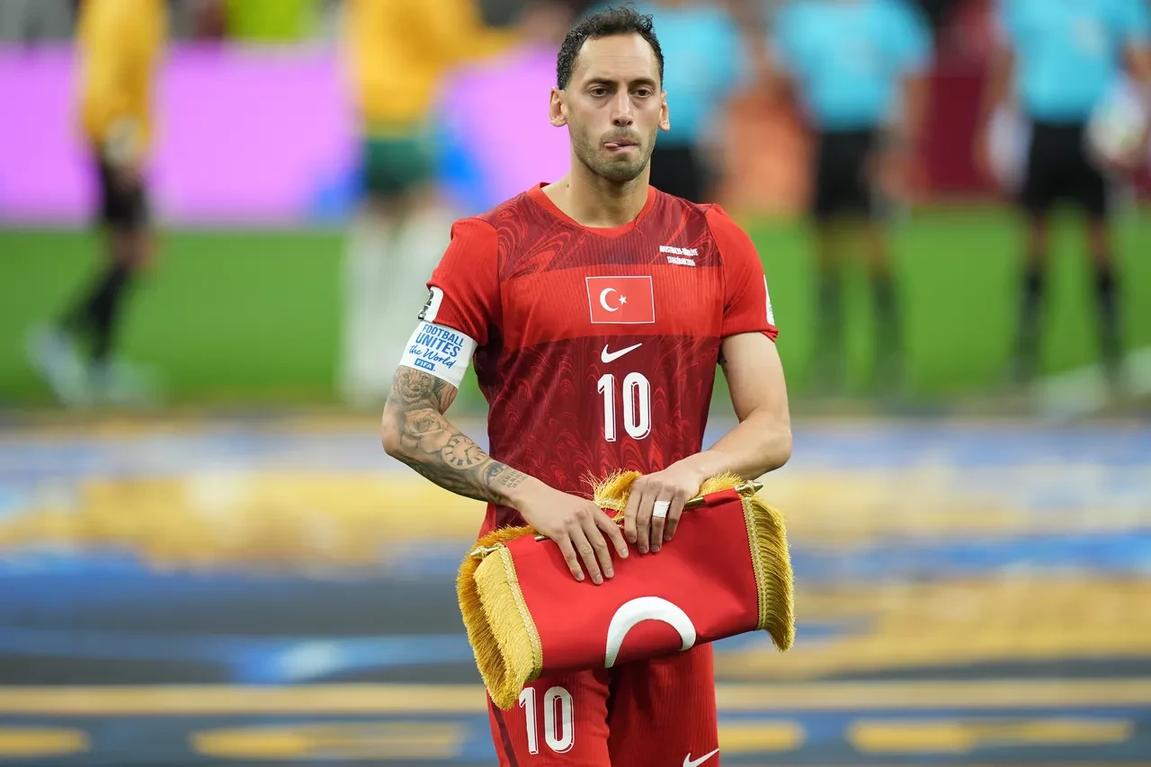 Hakan Çalhanoğlu'ndan milli takıma veda sinyali