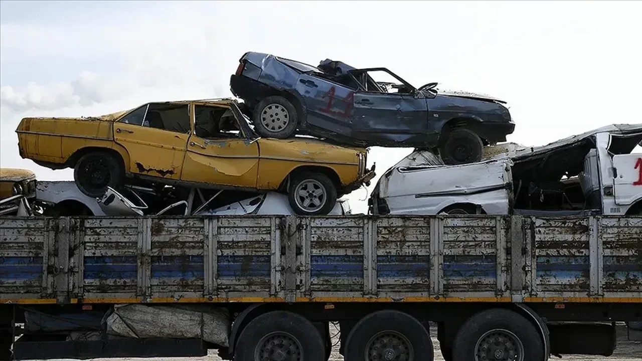 Hurda araç için yeni kanun teklifi! Milyonlarca eski aracın borcu silinecek