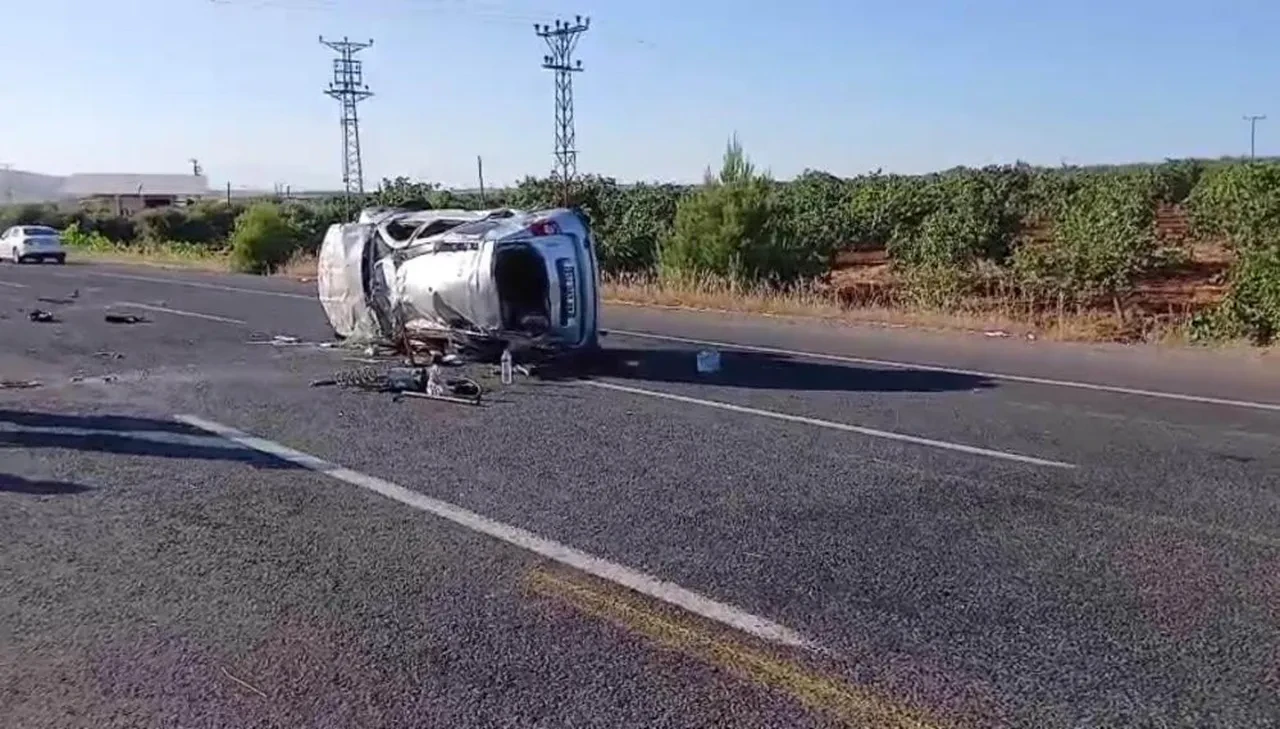 Şanlıurfa'da otomobil devrildi: 2 ölü, 2 yaralı