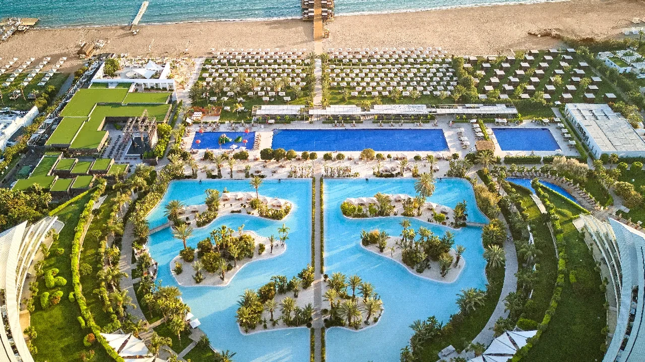 Alman Bild gazetesinden dev övgü: Avrupa’da tatilin adresi Antalya