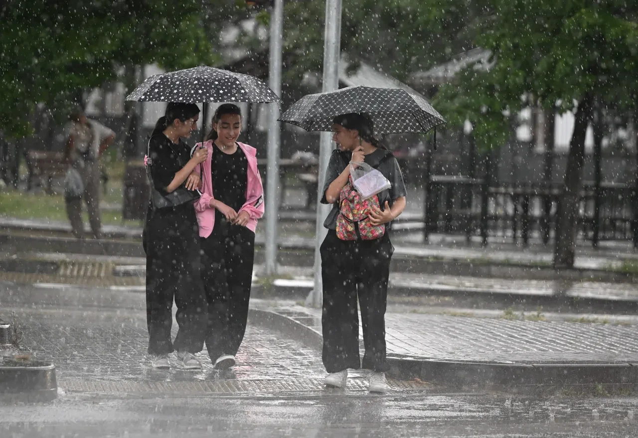 21 Haziran 2026 hava durumu | Meteoroloji 12 ili uyardı: Sağanak ve fırtınaya dikkat!