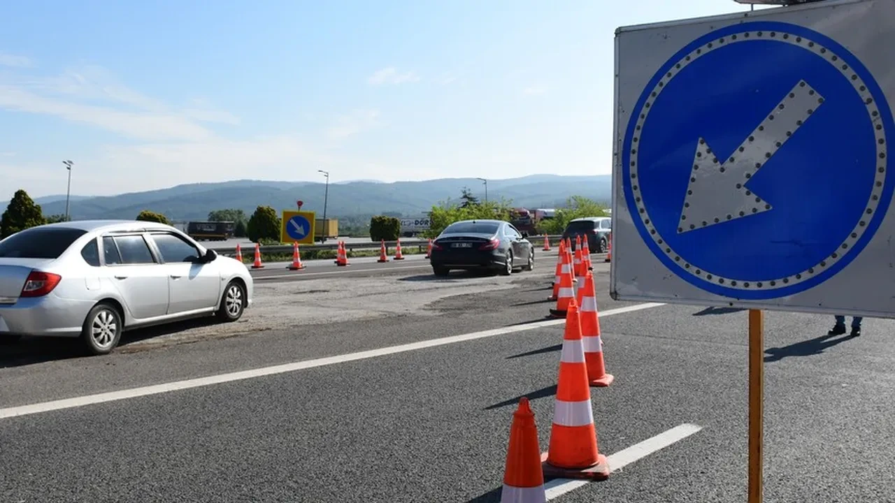 Anadolu Otoyolu'nda çalışma alarmı: Ankara yönü trafiğe kapanıyor