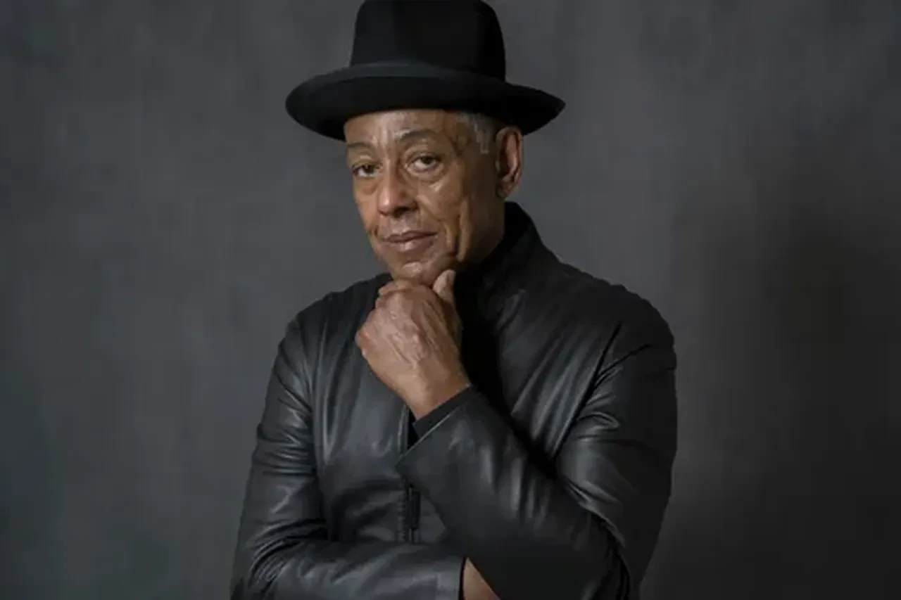 Breaking Bad'de Gus Fring rolüyle tanınan Giancarlo Esposito, Müslüman oldu!