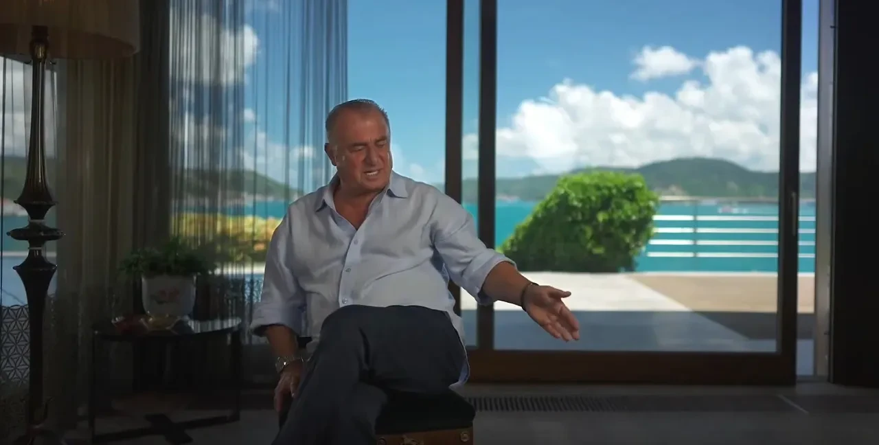 Fatih Terim'den Hacıosmanoğlu'na cevap! Yaptığı el hareketi gündem oldu