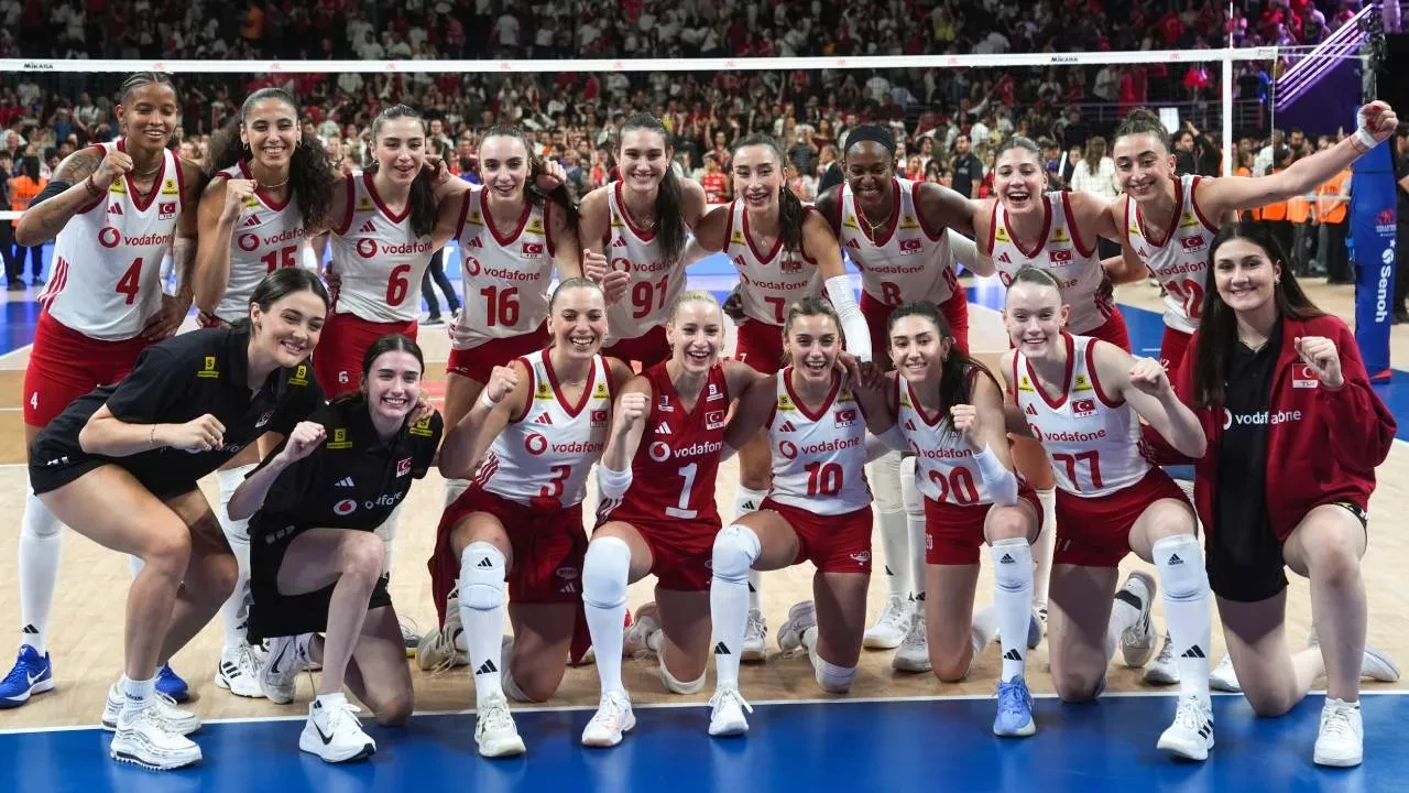 Filenin Sultanları, Çin'i 3-2 mağlup etti! Ay-yıldızlılardan Milletler Ligi'ndeki 6. galibiyet