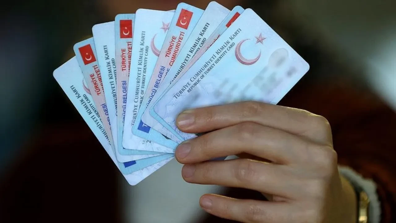 Kadınlar askere alınsın, düğün-nişan yasaklansın… Meclis’e yapılan başvurular şaşkına çevirdi