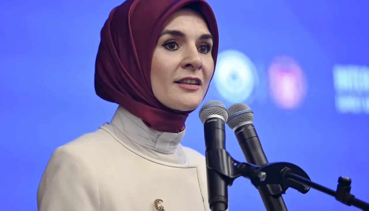 'Kapalılar imha edilsin' paylaşımı yapan kadın hakkında gözaltı kararı